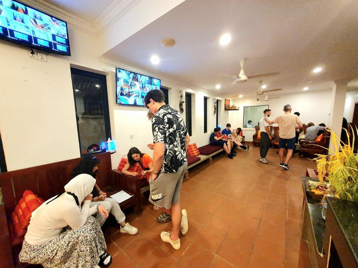Darling Pub Hostel Siem Reap Exterior foto